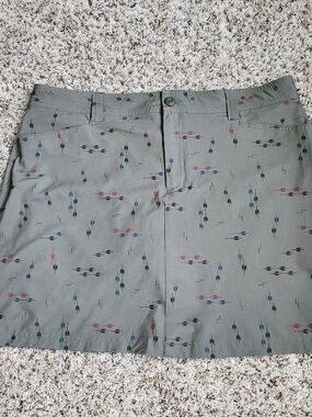 ​Eddie Bauer Arrow Print Performance Skort Green Multicolor Women's Size 14